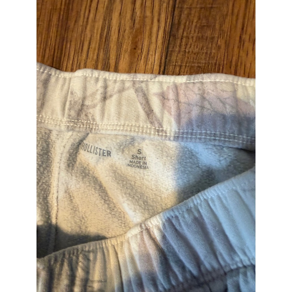 Hollister Gilly Hicks Camo Fleece Wide Leg Lounge Pants White Gray Pink Small S - Picture 2 of 4